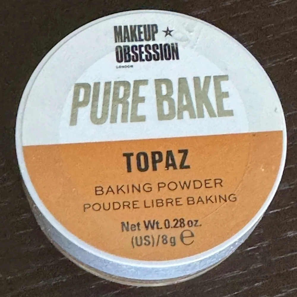 New Bundle of Two Makeup Revolution Obsession Pure Bake Baking Powder, Topaz